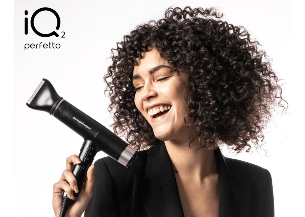 Secadora Profesional GAMA iQ2 Perfetto Turbo Motor Digital Ultra Potente