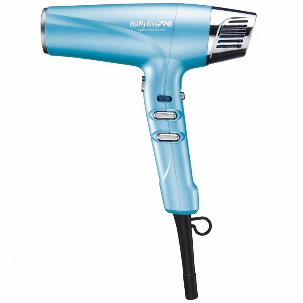 BABYLISS PRO NANO TITANIUM SECADORA AZUL Potencia profesional para un secado rápido, brillante y con menos frizz.