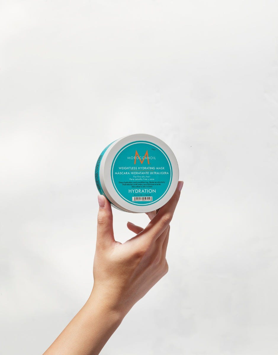 Mascarilla Ultraligera Moroccanoil 250ml para cabello graso, hidratación profesional sin peso